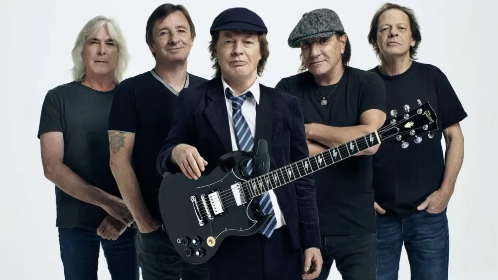 AC/DC tribute (France) on stage