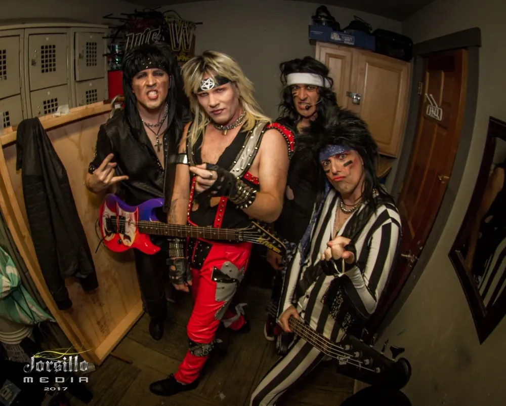 MÖTLEY CRUE tribute (United States) on stage