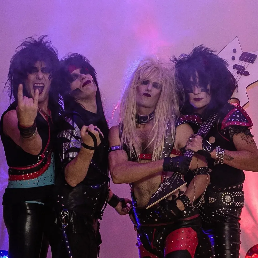 MÖTLEY CRUE tribute (United States) on stage