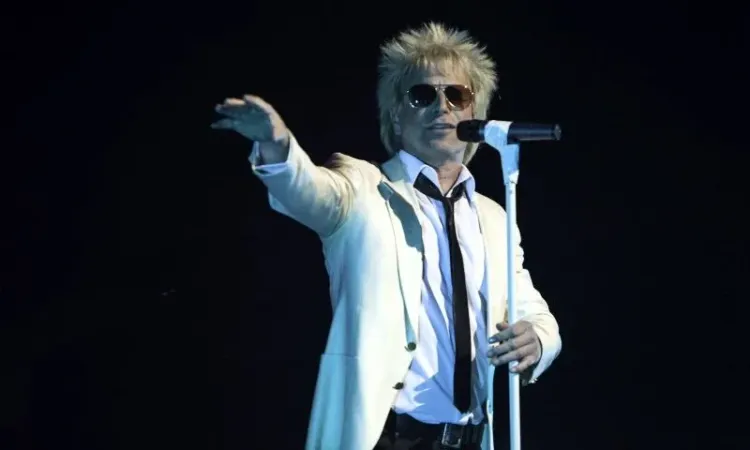 ROD STEWART tribute (United Kingdom) on stage
